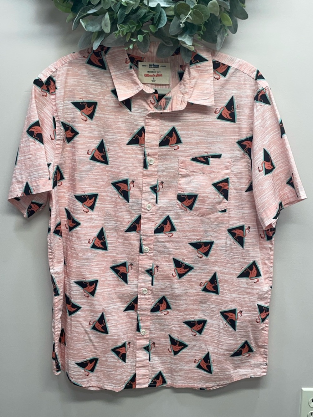 NWT Urban Pipeline Flamingo Print short sleeve button down shirt XL
